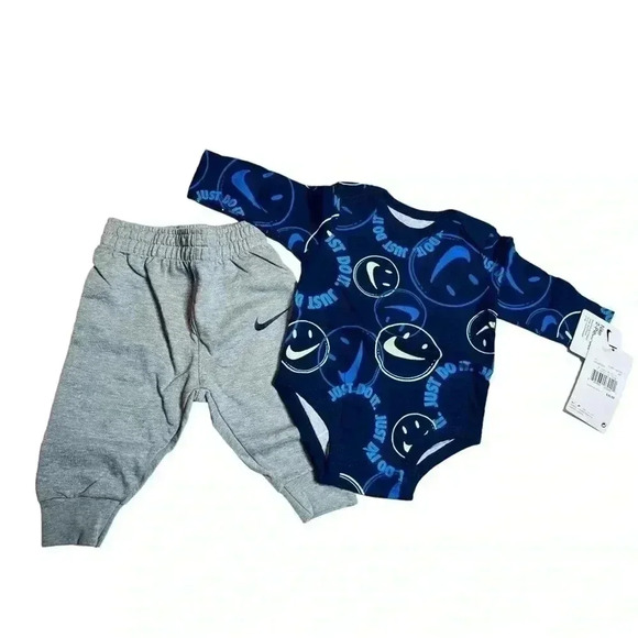 Nike Baby Boys Long Sleeve Bodysuit and Pants Set Size 3 Months Blue/Grey NWT - Picture 5 of 5